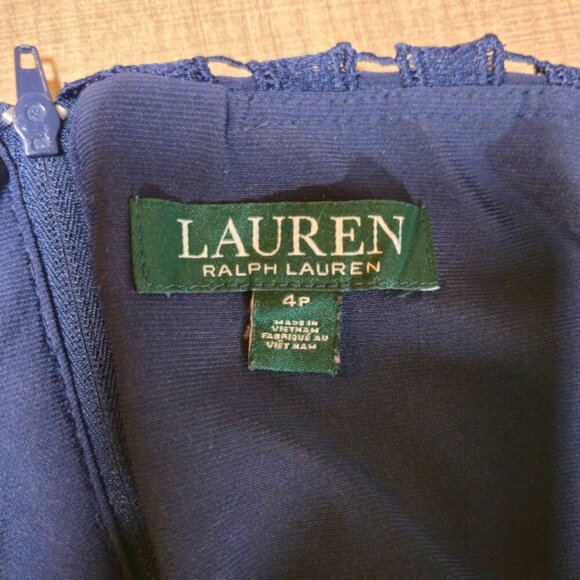 Lauren Ralph Lauren Lace Dress Women Size 4P Navy Career Event Classic Feminine - Picture 3 of 8